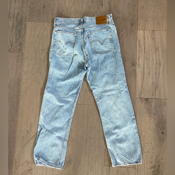 Levi’s Wedgie High-Waisted Jean - Picture 3 of 8